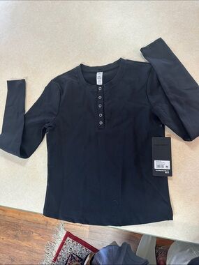 90 Degree By Reflex Black Long-Sleeve Henley women’s workout/gym shirt